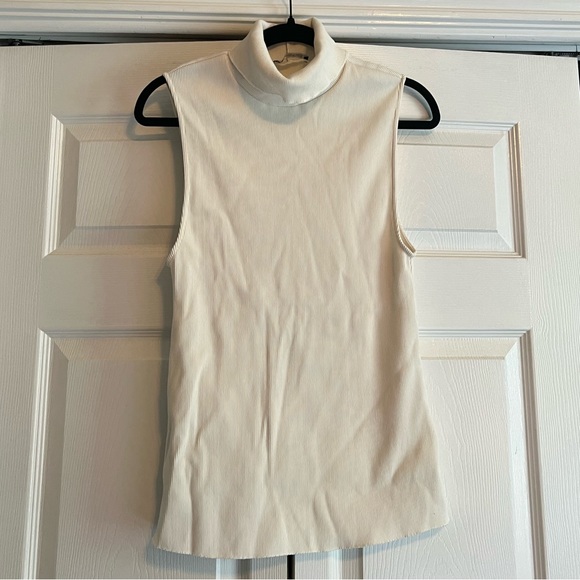 Zara Turtleneck Tanktop - Picture 1 of 3